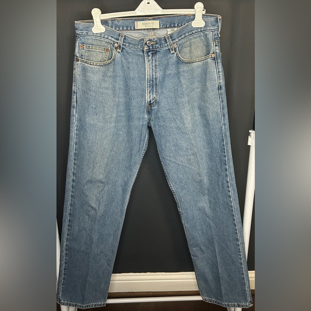 Levi's Classic Blue Jeans with Signature Tan Patch